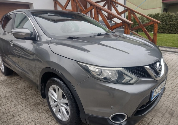 Nissan Qashqai cena 44999 przebieg: 165000, rok produkcji 2014 z Białystok małe 172